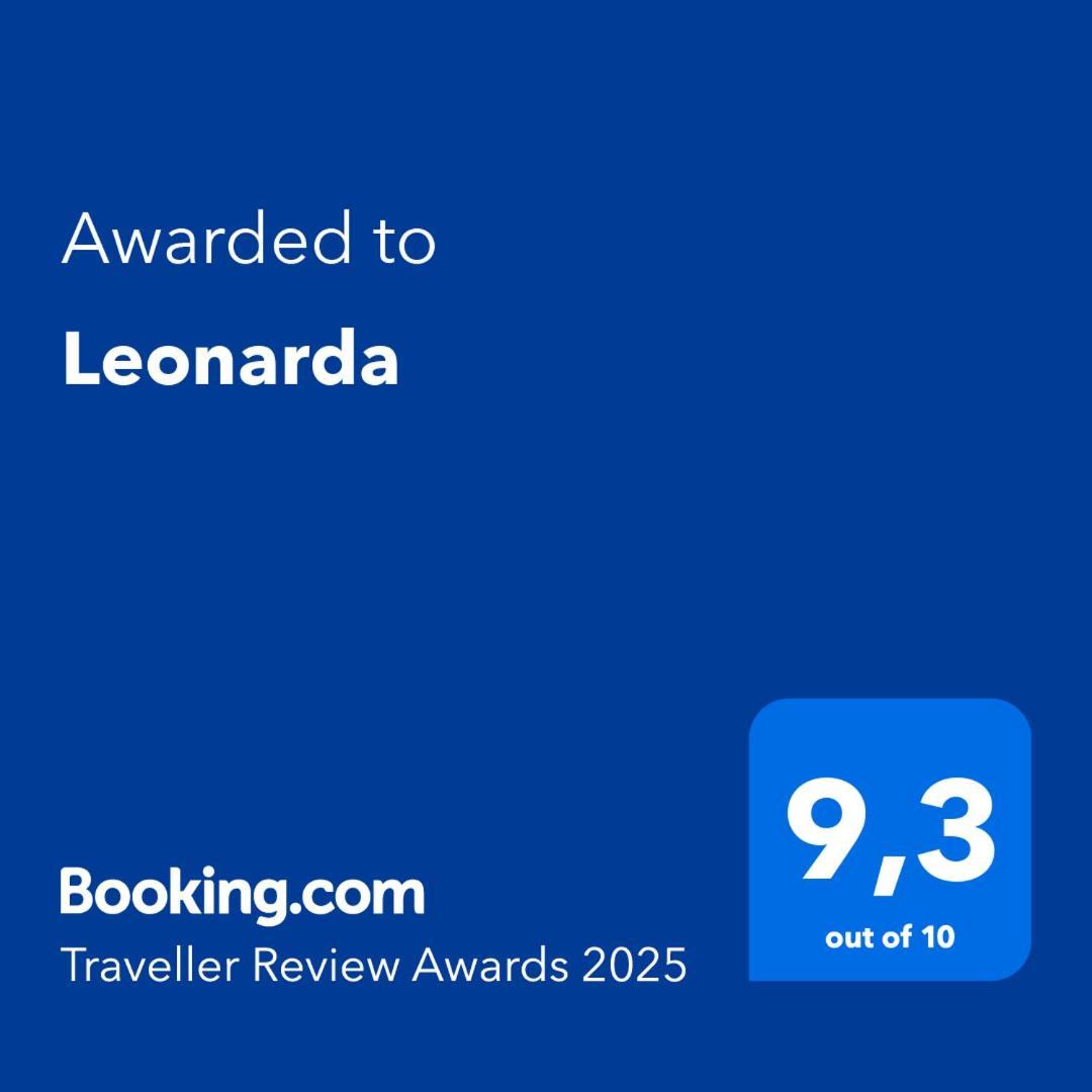 Apartamento Leonarda Omiš Exterior foto